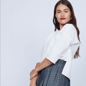 SOLIKA ~ SIZE M ~ WHITE OVERSIZED BOXY TOP